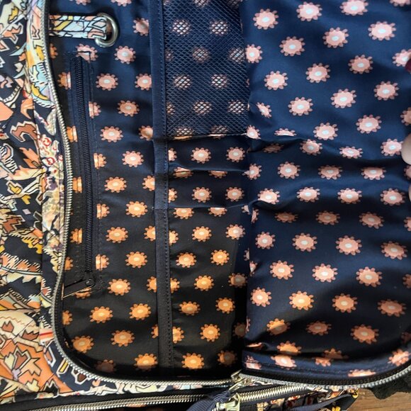 Vera Bradley XL Backpack - Picture 5 of 5